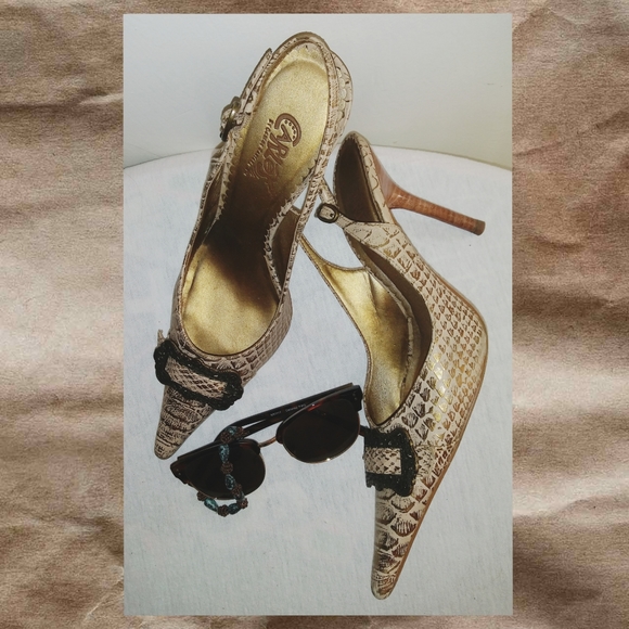 Carlos Santana Shoes - Carlos Santana Leather alligator buckle - EUC